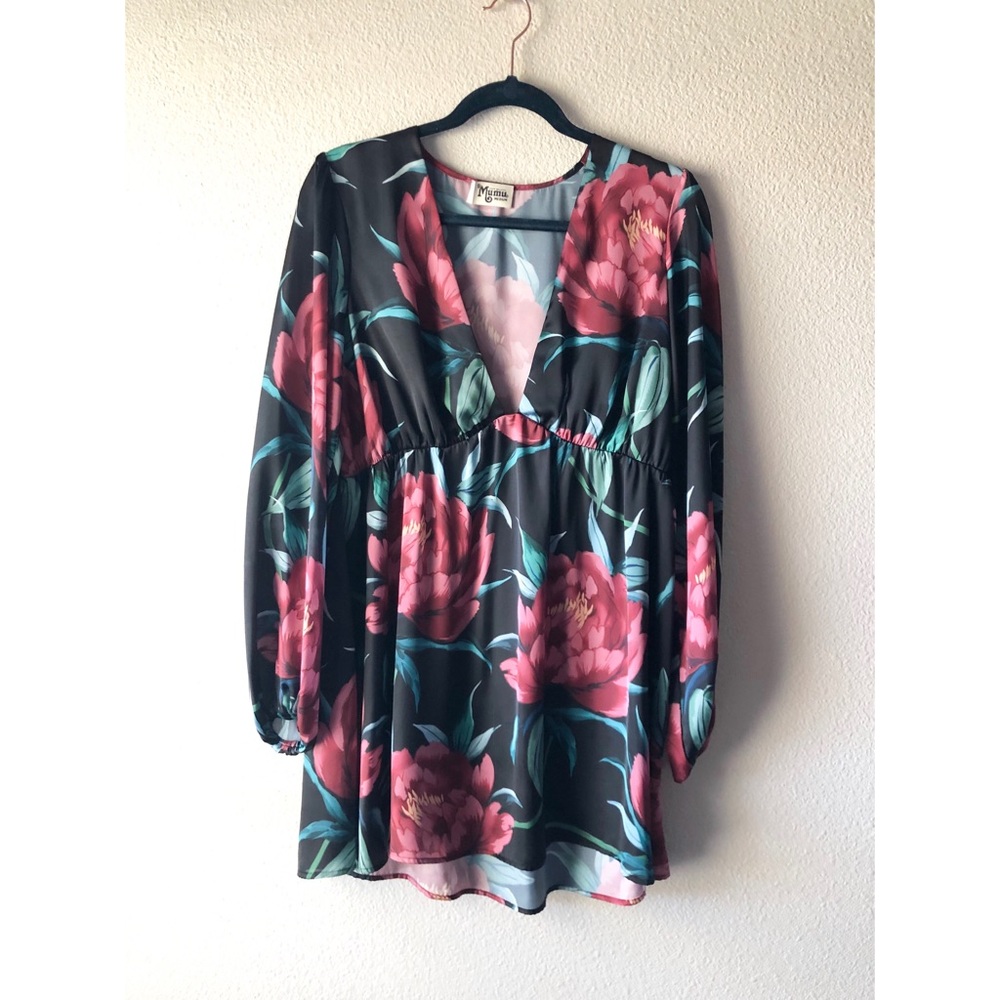 Floral print mini dress!